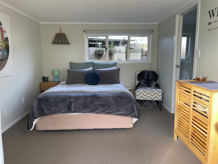 Detached Comfort, Just A Stroll From Town. - Havelock North