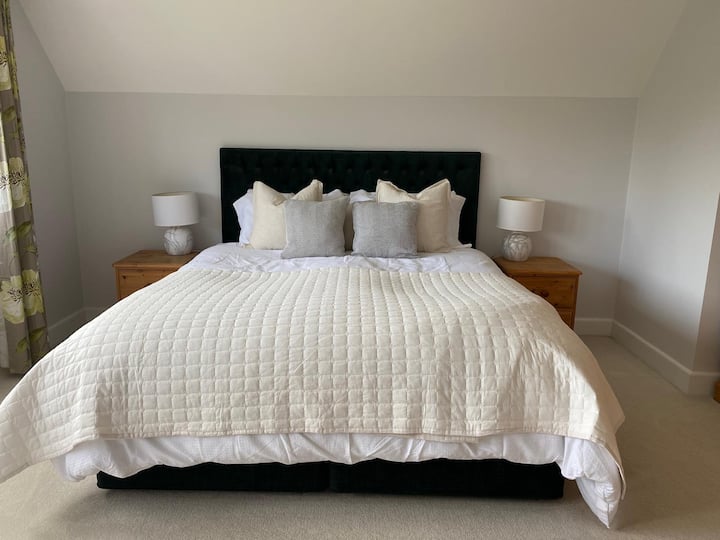 საძინებელი 3