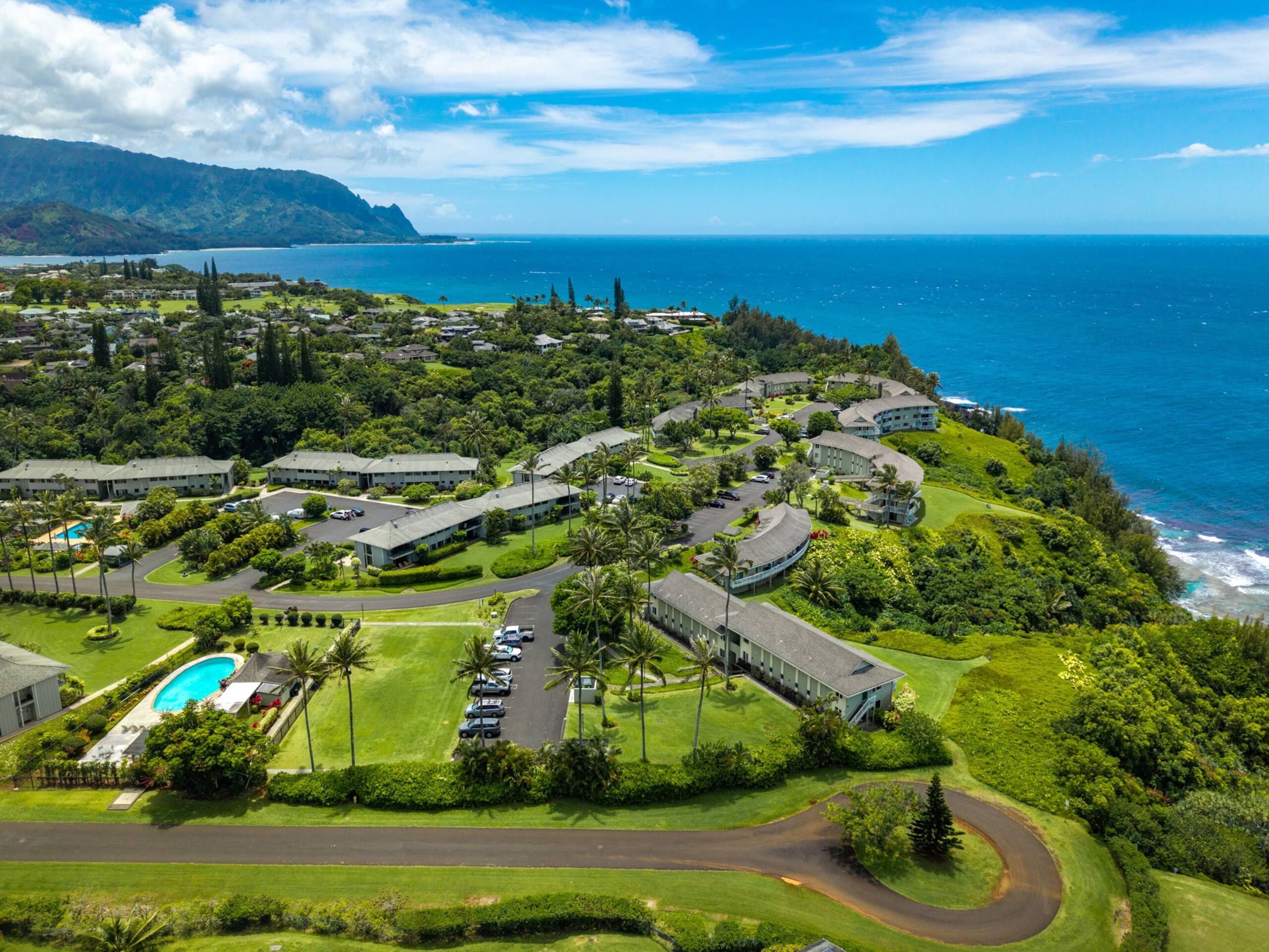Condo in Princeville · ★4.88 · 2 bedrooms · 2 beds · 2 baths - Image 33
