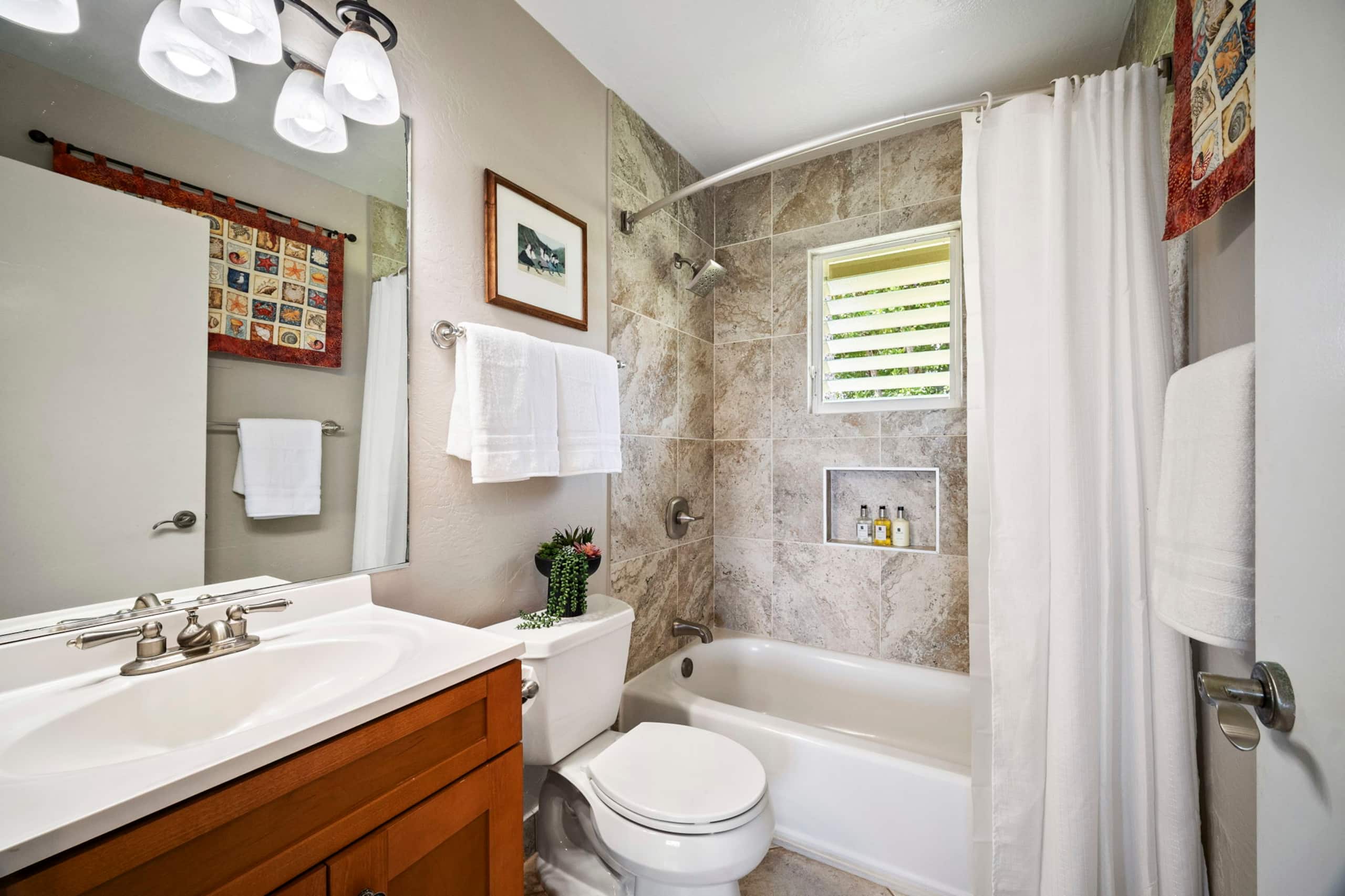 Condo in Princeville · ★4.88 · 2 bedrooms · 2 beds · 2 baths - Image 19