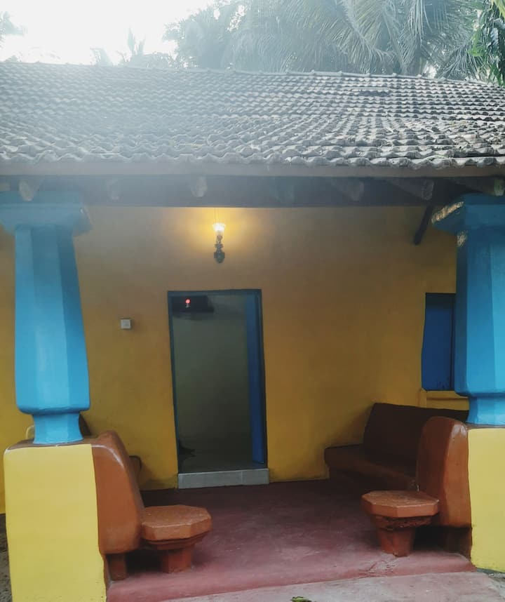 Exterior image 3