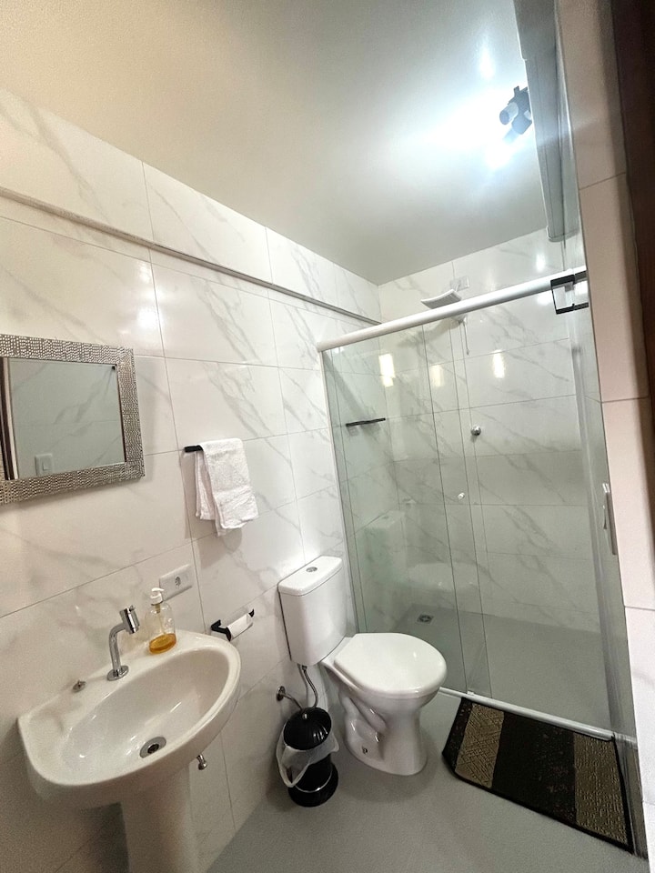 3 סוויטות חדר רחצה