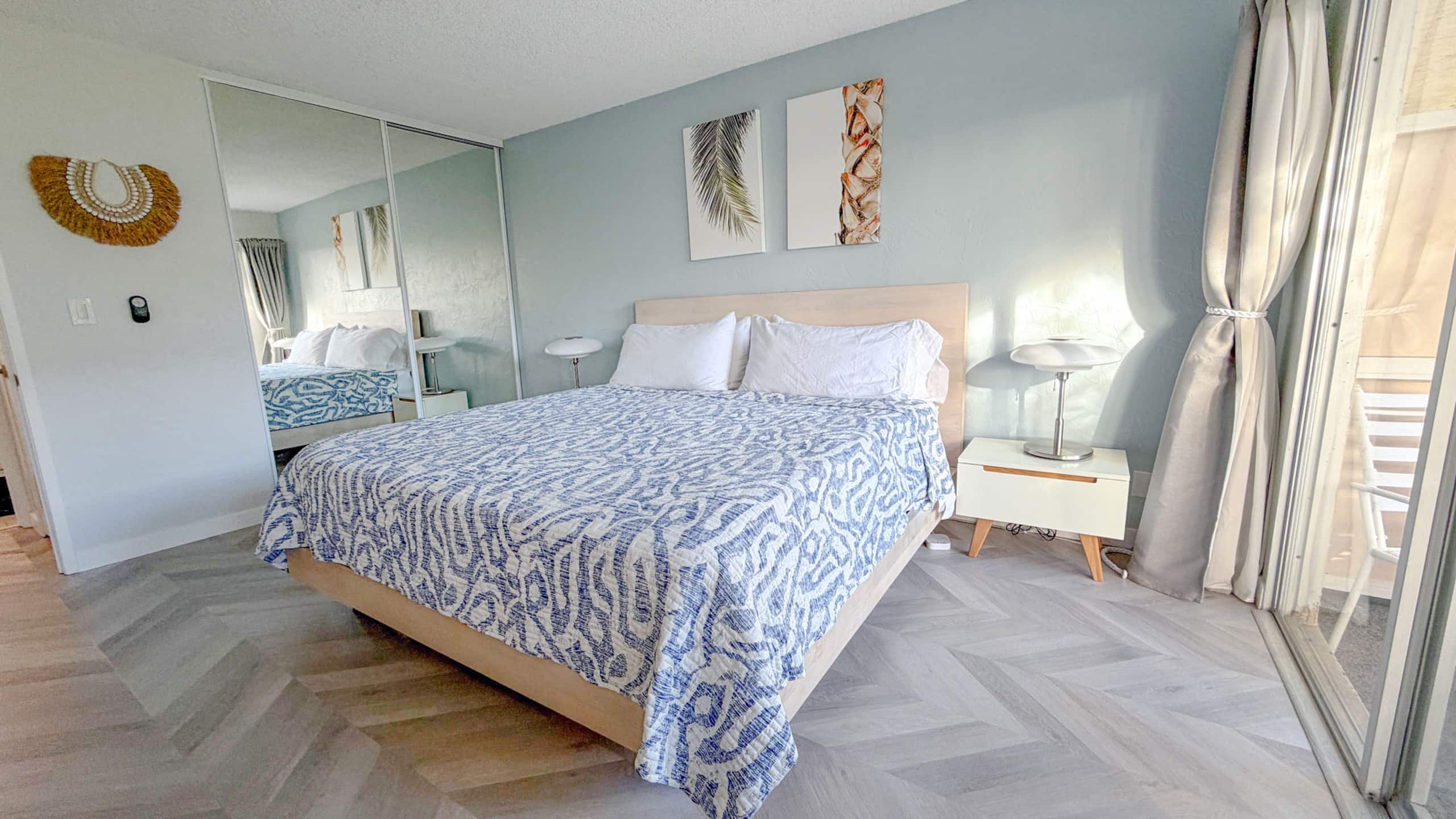 Renovated 1BR Coconut Coast Getaway w/ A/C - Photo 32