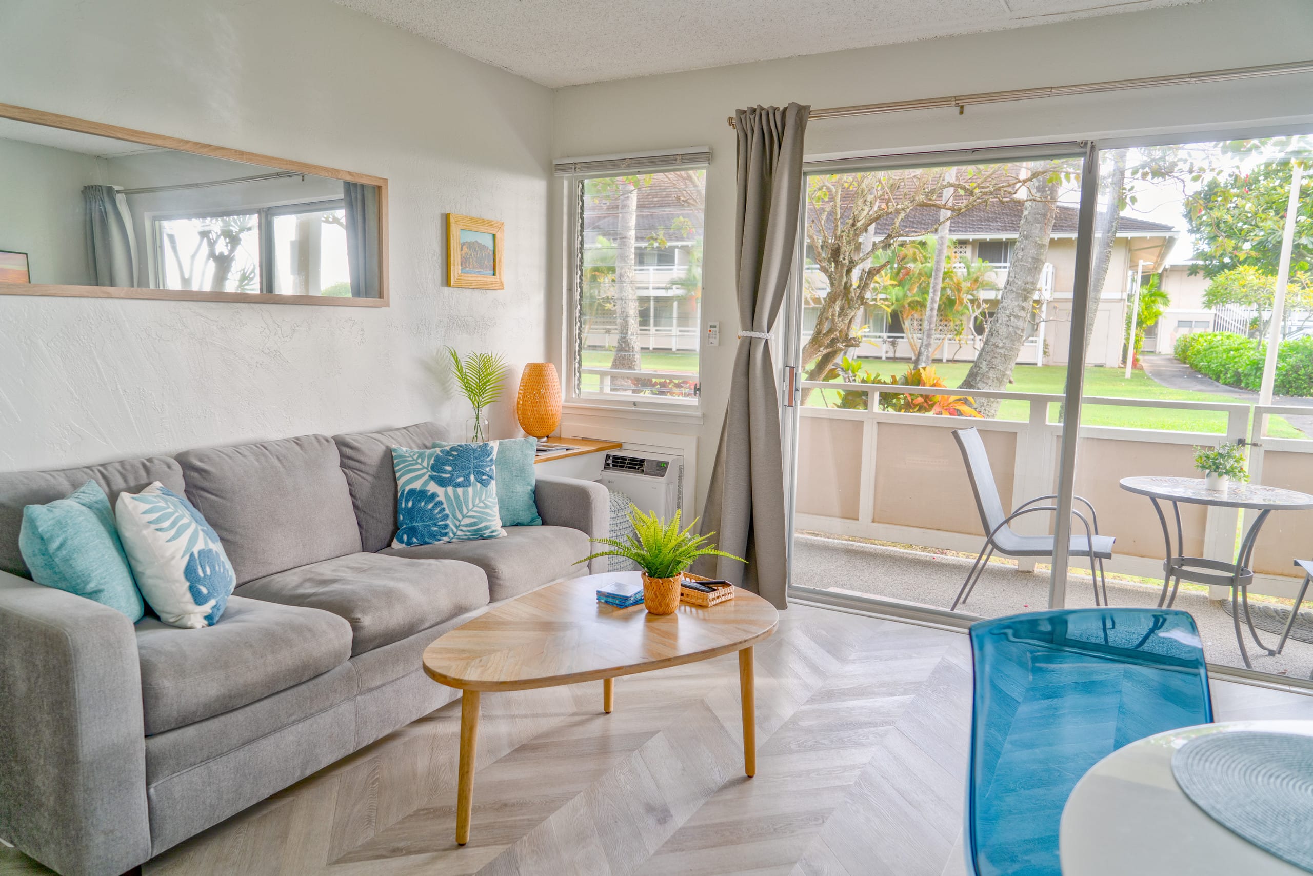 Renovated 1BR Coconut Coast Getaway w/ A/C - Photo 2