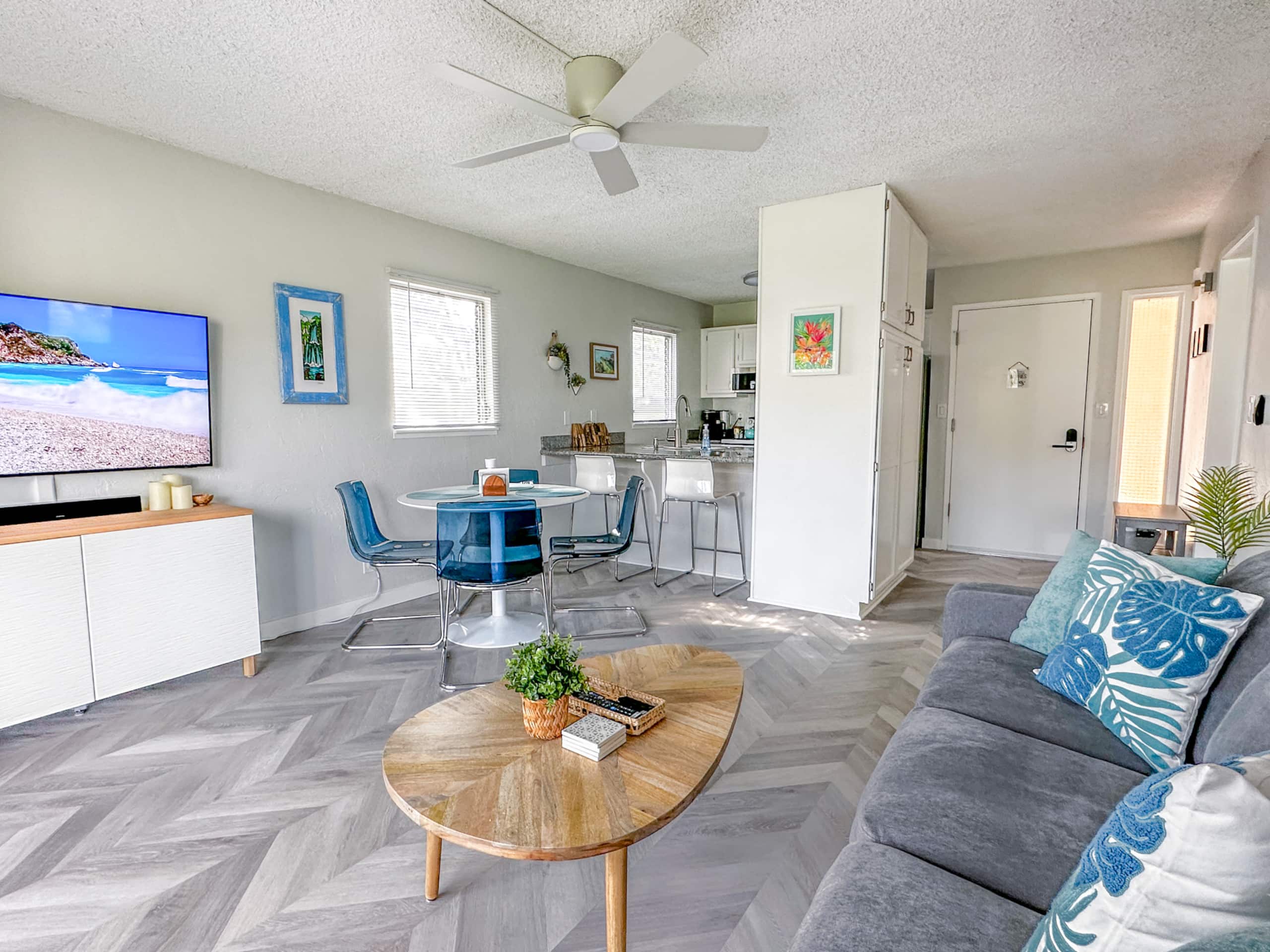 Renovated 1BR Coconut Coast Getaway w/ A/C - Photo 10
