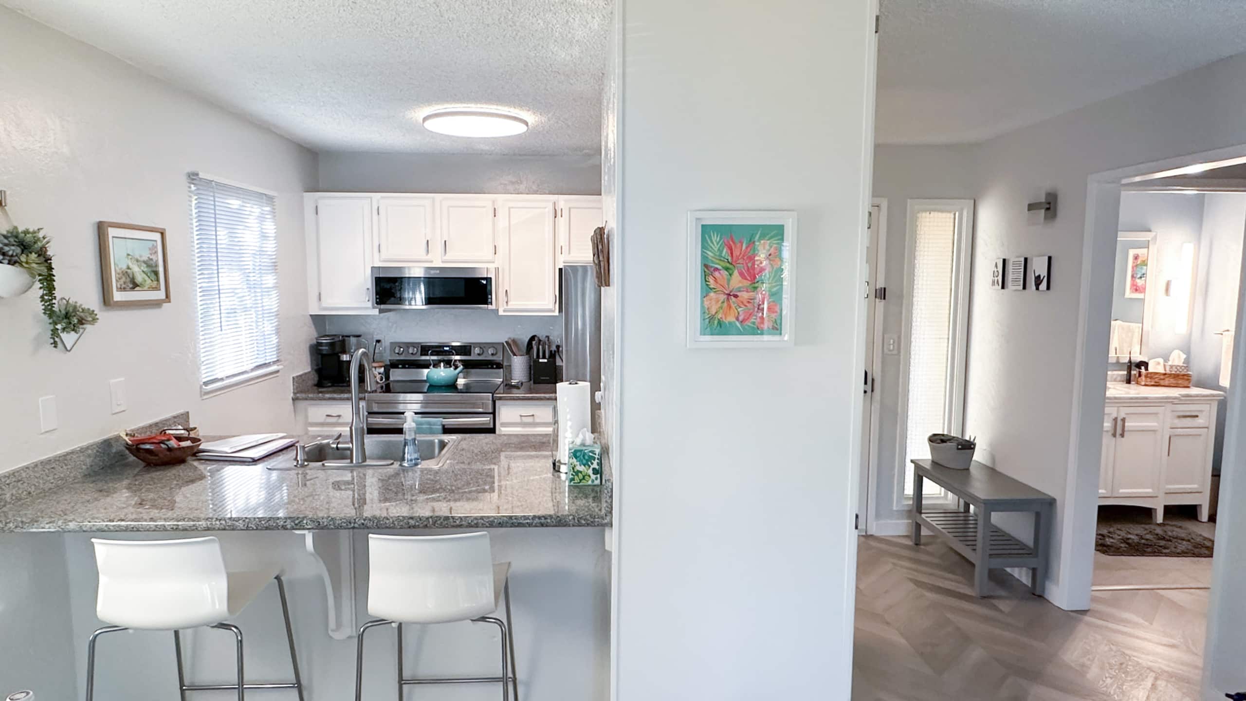 Renovated 1BR Coconut Coast Getaway w/ A/C - Photo 14