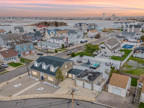 Large Seaside Home, Yard, Swim Spa, and Game Room.