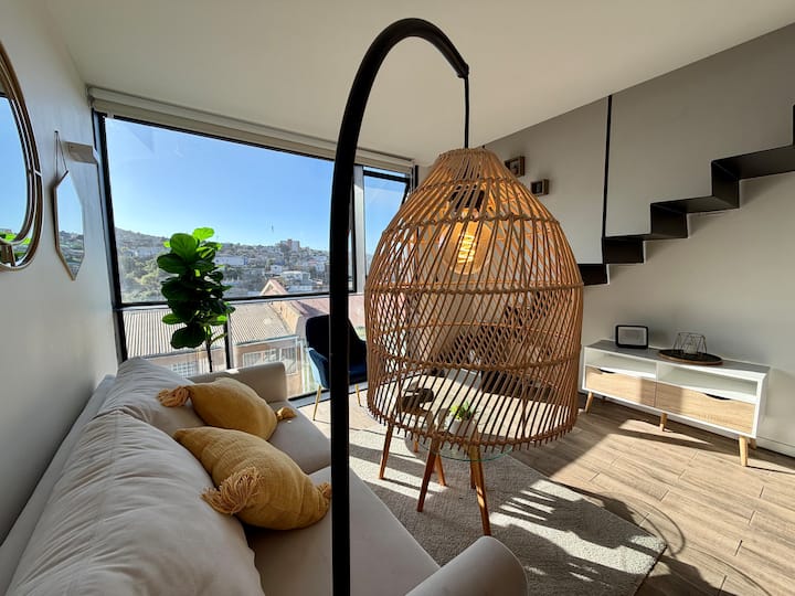 Moderno Loft Con Balcón Y Vista A La Bahía - Placilla
