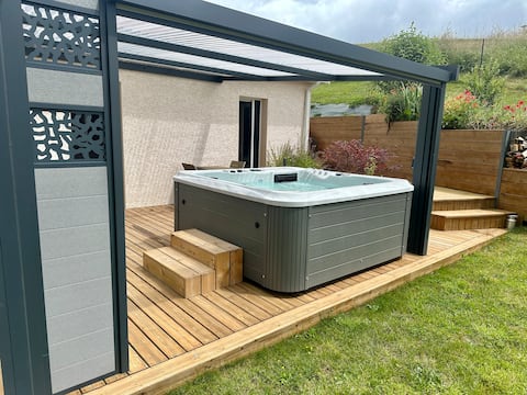 Room with private access and spa