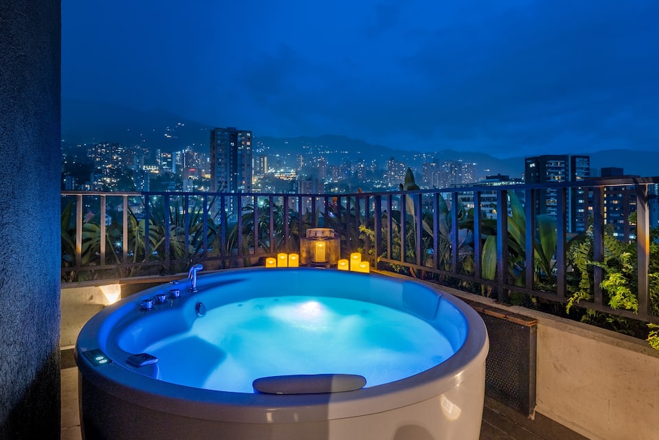Medellín Colombia Vacation Rentals Airbnb