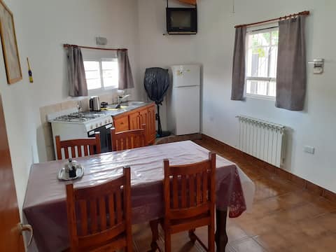 Anuncio de Airbnb popular: Noemí Apartment en Villa Giardino