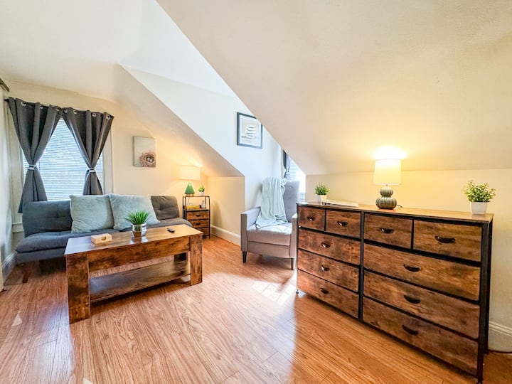New - Mins To Concord/ Nashua - Fenced Backyard - - Manchester, NH