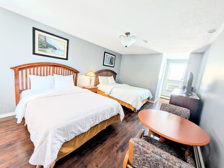 Beautiful Private Room 4 Guests - Niagara Falls