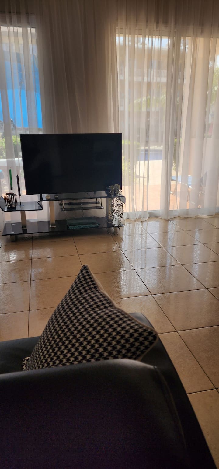 Magical Garden Apartment - Universal Luxury Area - Paphos