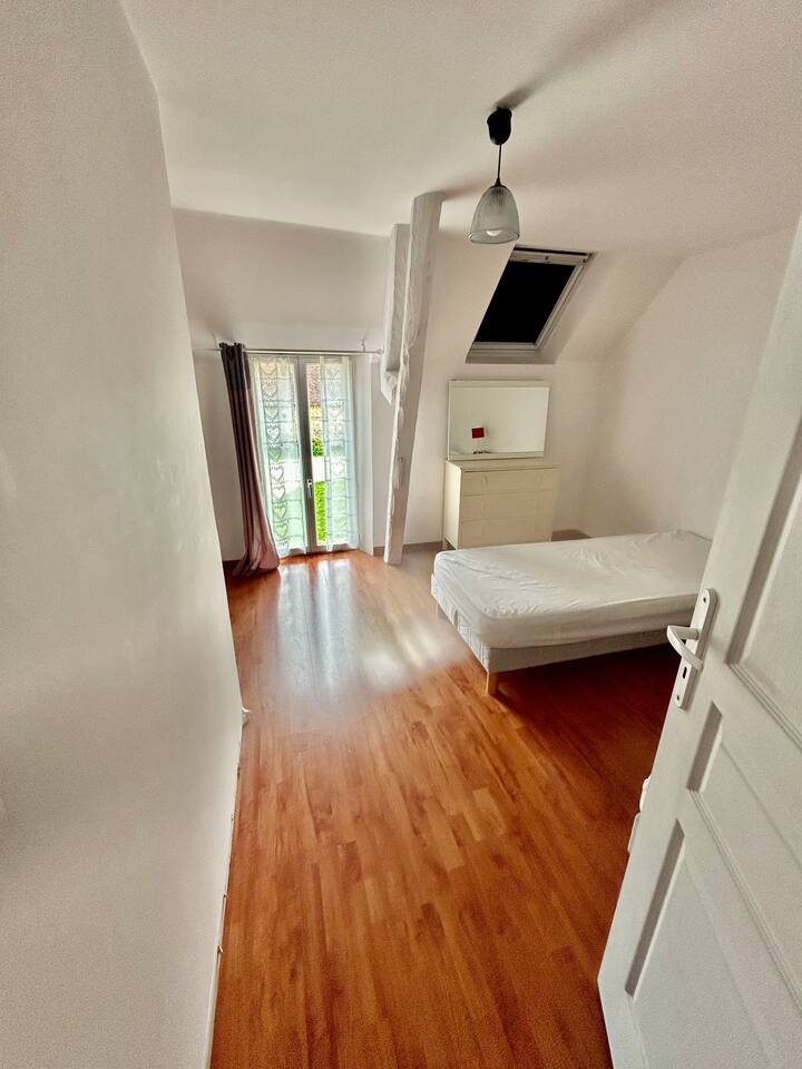 Dhomë gjumi 1