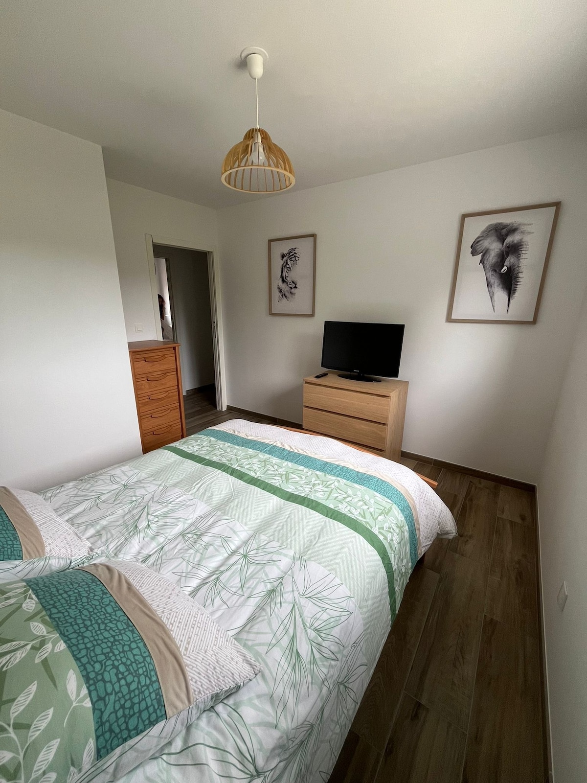 غرفة النوم 1