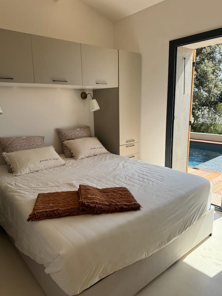 საძინებელი 1