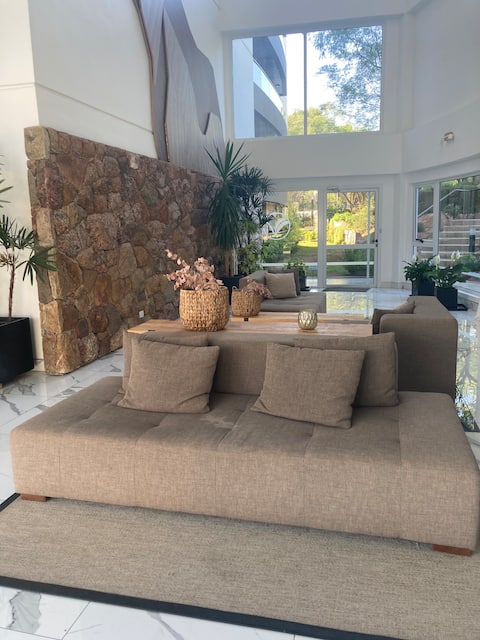 Anuncio de Airbnb popular: Villa Carlos Paz – Complejo Veneto en Villa Parque Siquiman