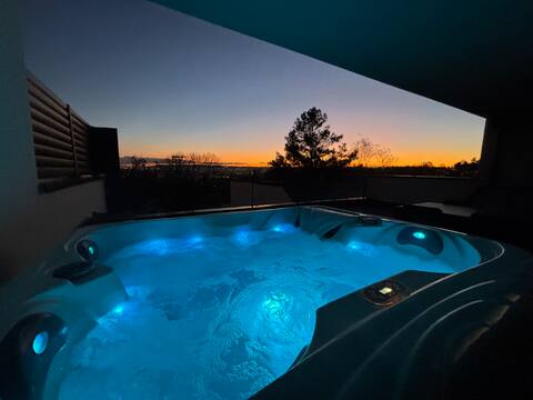 Villa on the hills of Nancy with views & jacuzzi