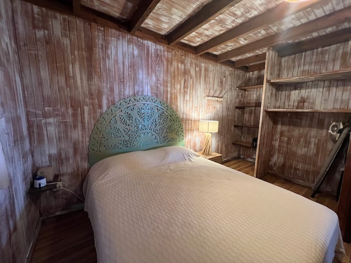 საძინებელი 2