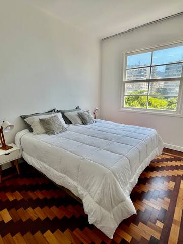 Vista Mar e Pé na areia Copacabana gallery image 5