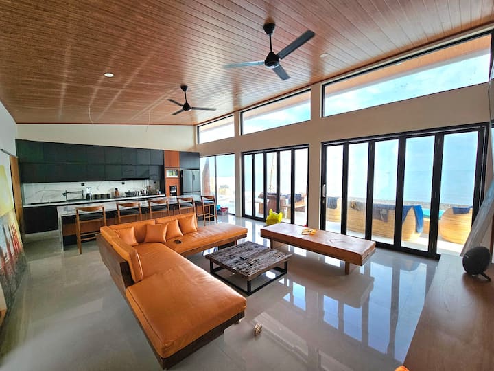 Black Sands Villas (Caliana) Beachfront - Australia