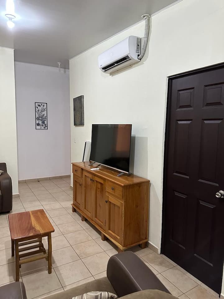 Casa De Laurel - El Salvador