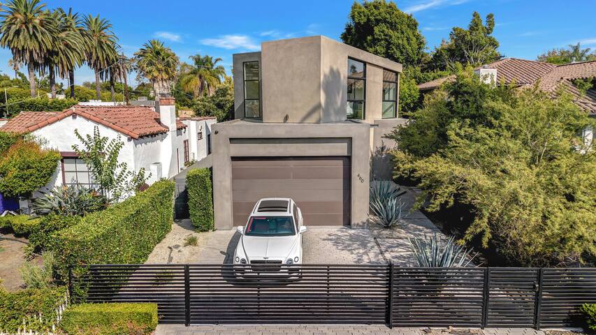 Beverly Hills Modern Oasis gallery image 5