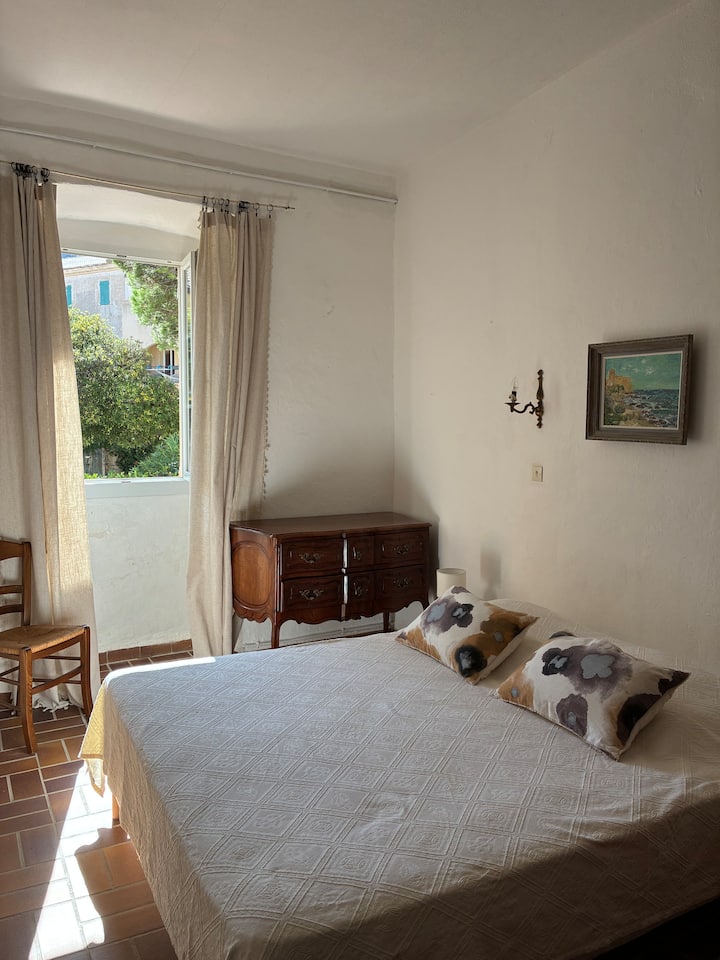 Dhomë gjumi 2