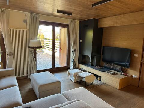 Pescocostanzo Oak House