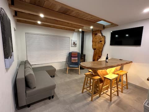 Top performing Airbnb: The Live Edge - Whistler Creekside 300m to Gondola in Whistler