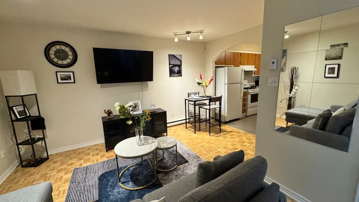 Comfortable And Stylish Apartment - Montreal