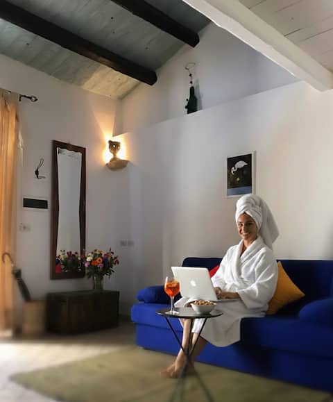 Proprietà Airbnb di successo: Sicilian Loft: Breakfast, Wi-Fi & Free Parking a Noto