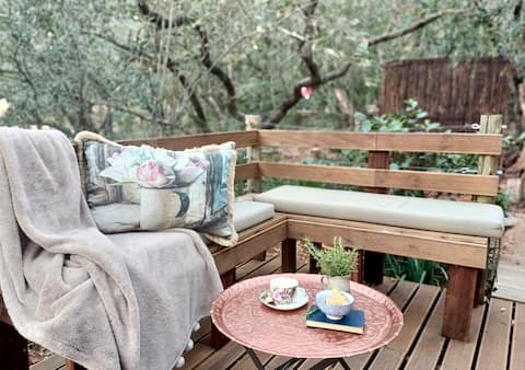 A Romantic Tuscan Treehouse Escape in Nature
