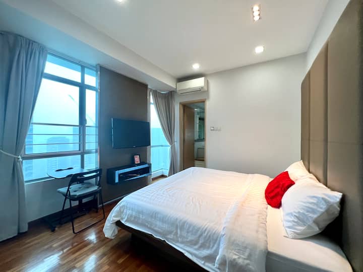 Master Room With Private Bath At Newton 21 - Newton
