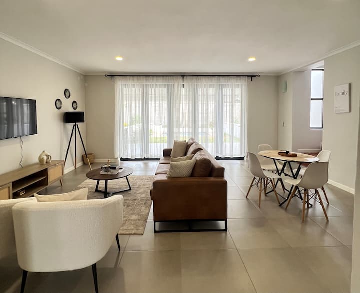 B3rnice Homes 3.0 - Victoria Falls