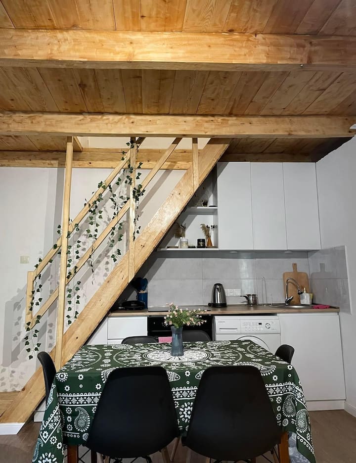 Cozy Cottage In Biisi - Georgië