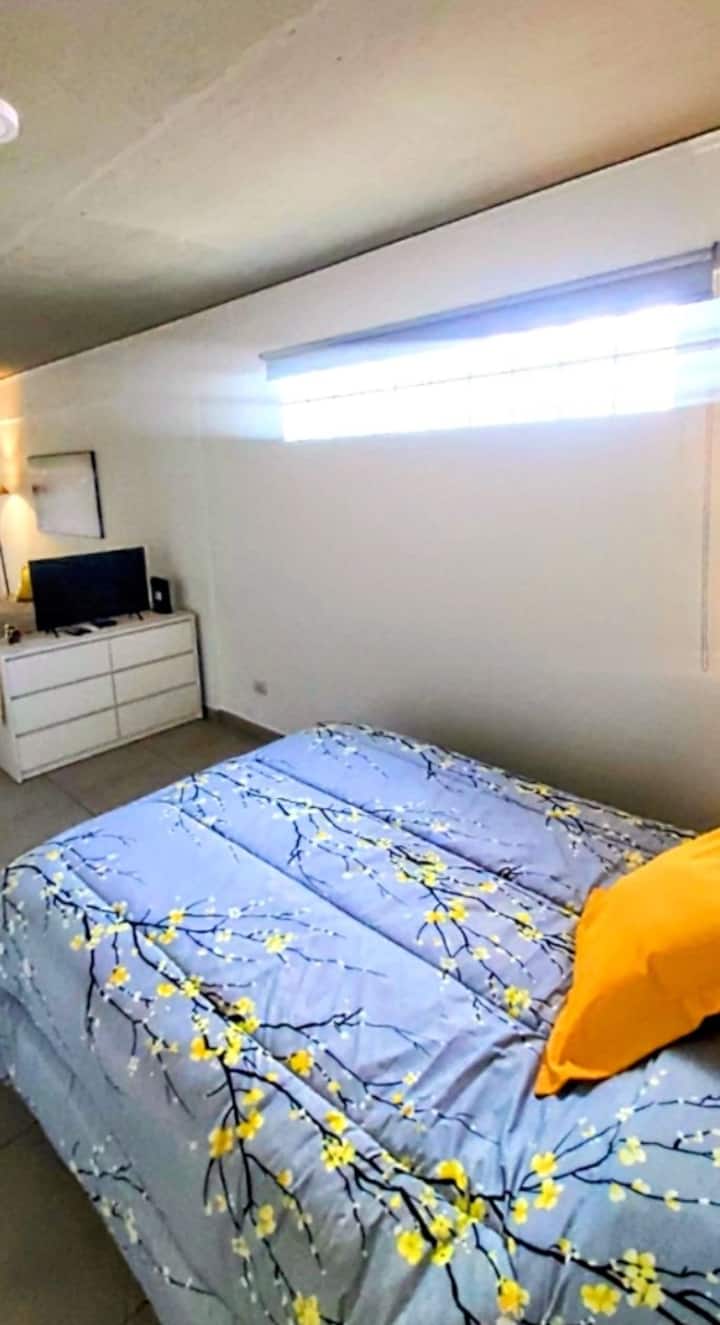 Ambienti i dhomës së gjumit