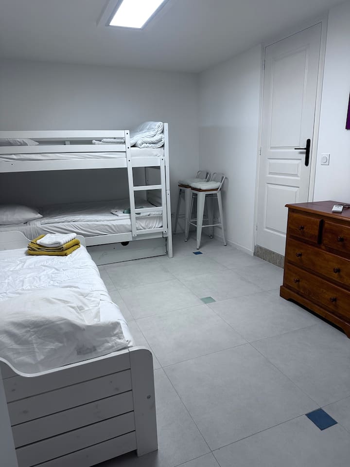 საძინებელი 3