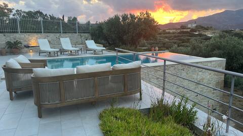 Villa Simera, with pool & great view