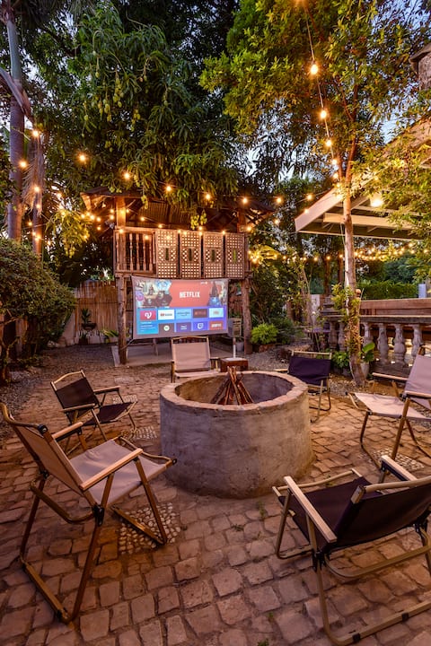 Cinema Garden • 6BR Villa • 7 Mins to Crisologo