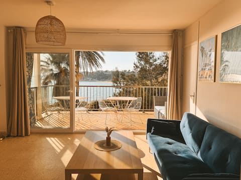 Anuncio de Airbnb popular: Beach & Sunset View · AC · Cap Salou en Salou