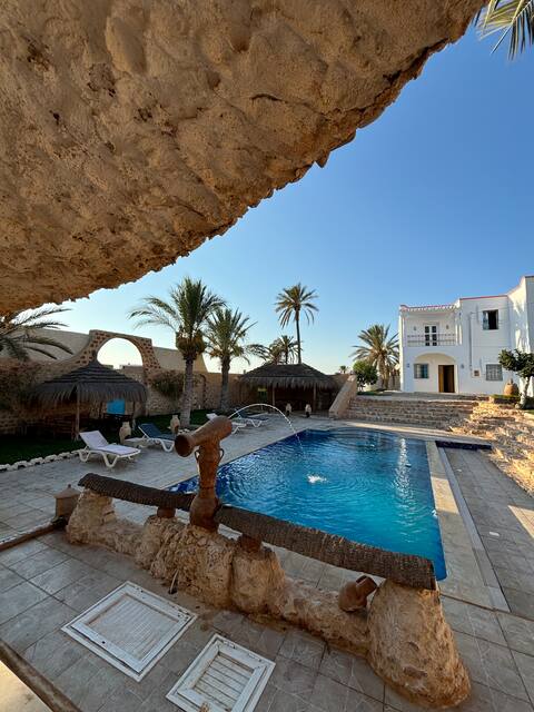Luxurious villa with private pool on Djerba