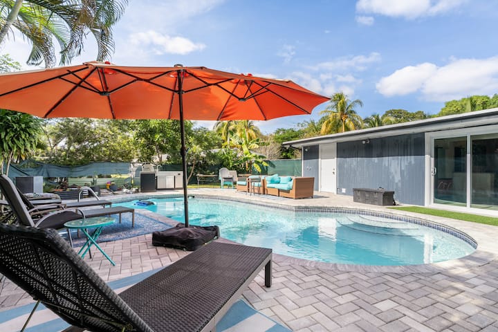 Walk To Wilton Drive, Few Miles From The Beaches - Wilton Manors, FL
