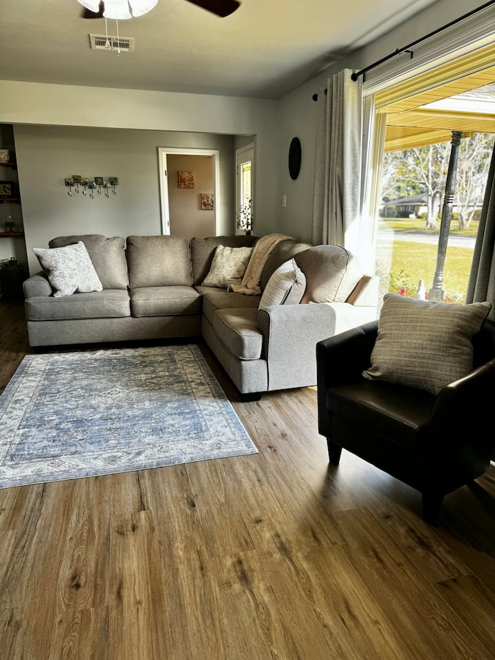 Cozy Southern Charm In Houma - Houma, LA