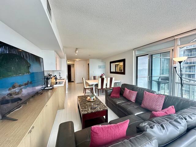 Corner 2 Bdrms suite w/parking gallery image 5