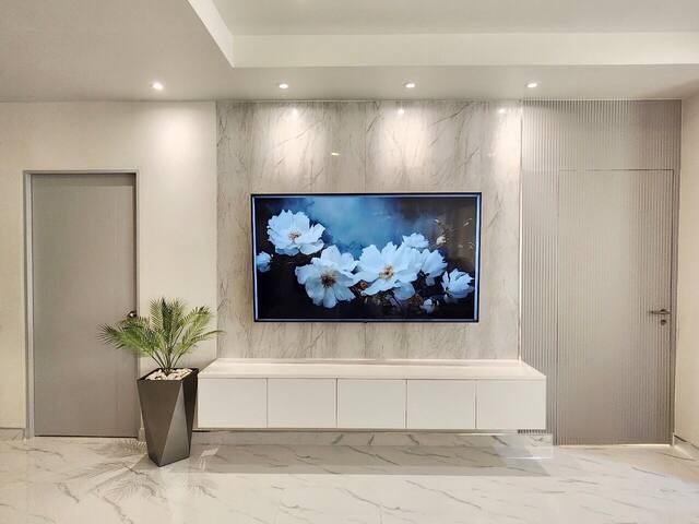 Condominium/2Bedrooms/2Bathrooms/BTS Nana- 73m² gallery image 2