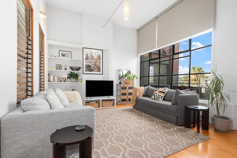 Top Airbnb: NY Style Warehouse Apartment in Richmond