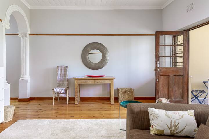 Bright Apartment in Green Point gallery image 2