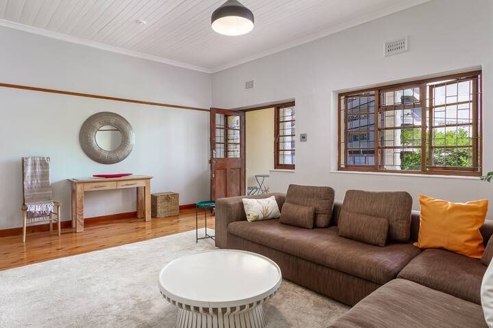 Bright Apartment in Green Point gallery image 4